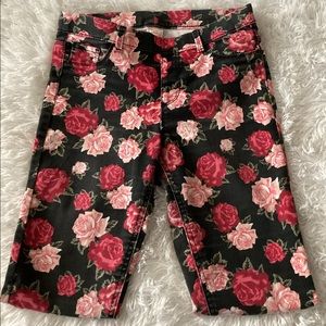 Juniors floral pink jeggings